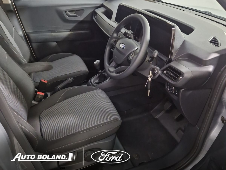 2026 Ford Transit Courier 1.5L Diesel For Sale Images