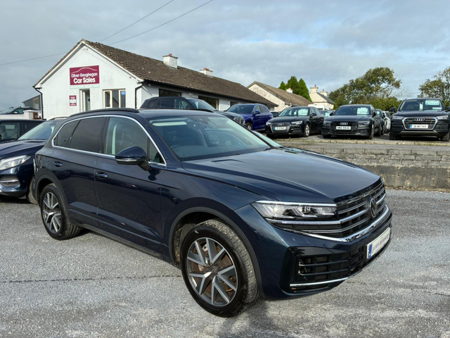 2024 VOLKSWAGEN TOUAREG V6 ELEGANCE TSI PHEV 14.3 kWh Auto (PAN ROOF)