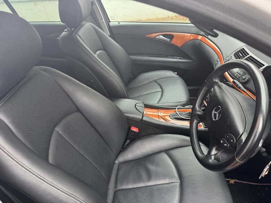 Mercedes-Benz E Class E200 KOMPRESSOR — thumbnail 8