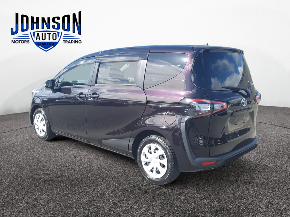 Toyota Sienta 1.5 Petrol Auto — thumbnail 4
