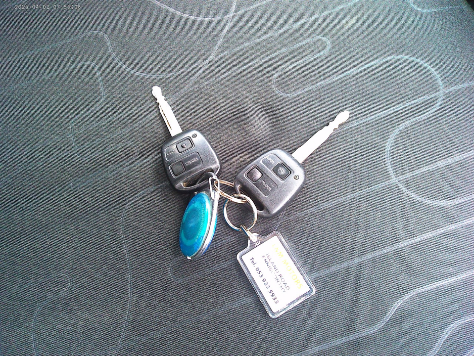 2010 Toyota Yaris 1L Petrol For Sale Images