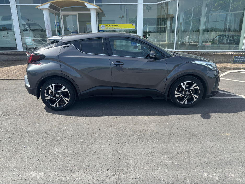 2022 Toyota C-HR For Sale Images