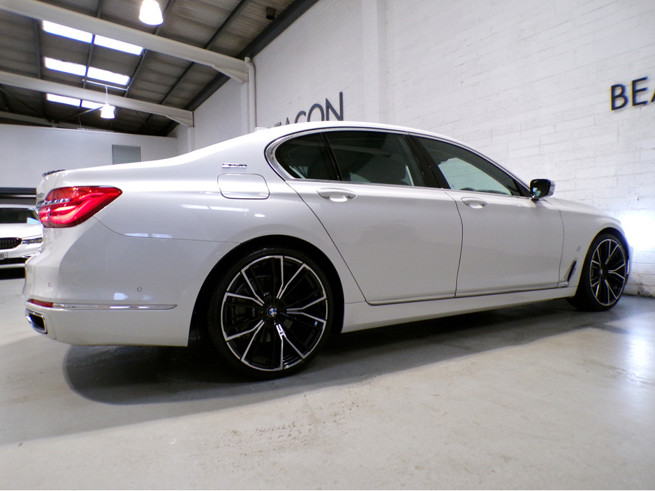 2016 BMW 7 Series 2.0L Petrol Plug-in Hybrid For Sale Images