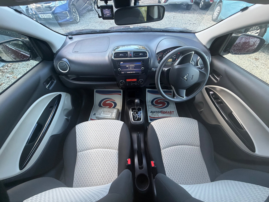 Mitsubishi Mirage — thumbnail 10