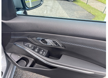 2024 BMW 3 Series 2L Petrol Plug-in Hybrid For Sale Images