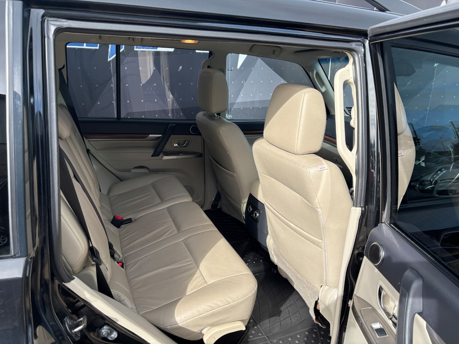 2014 Mitsubishi Pajero 3.2L Diesel For Sale Images
