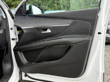 2020 Peugeot 5008 1.5L Diesel For Sale Images