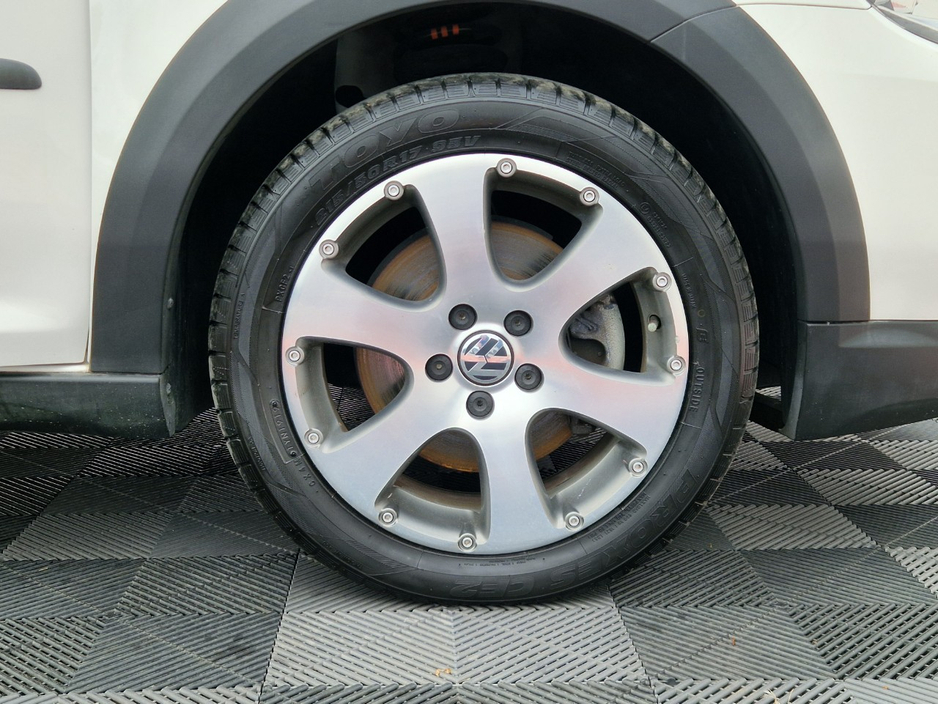 2012 Volkswagen Touran 1.4L Petrol For Sale Images