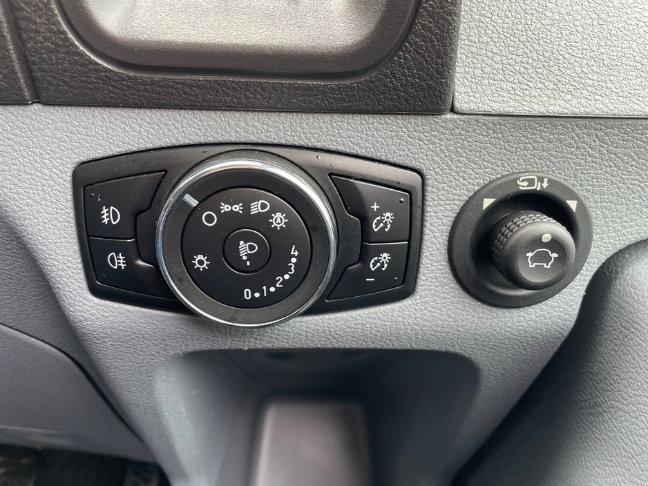 2019 Ford Transit 2L Diesel For Sale Images
