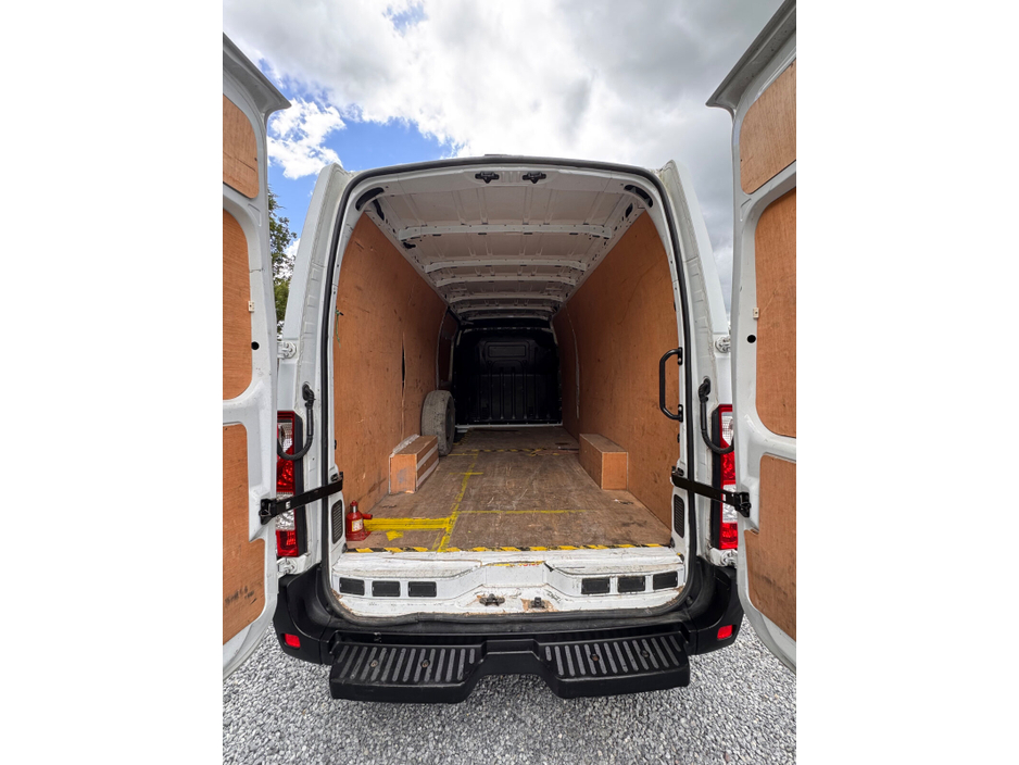 2020 Renault Master 2.3L Diesel For Sale Images