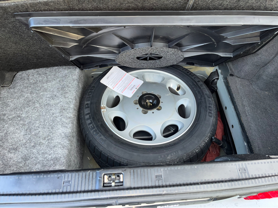 1994 Mercedes-Benz SL Class 5L Petrol For Sale Images