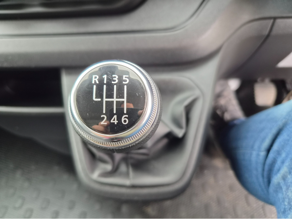 2023 Renault Trafic 2L Diesel For Sale Images