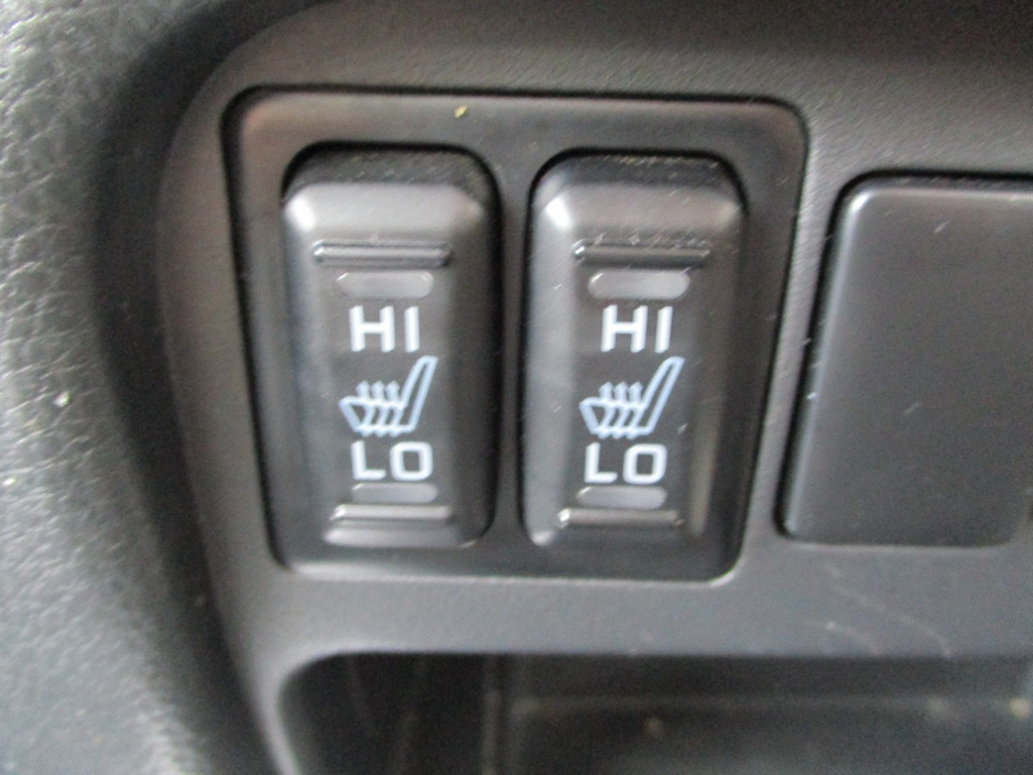 2019 Mitsubishi L200 2.4L Diesel For Sale Images