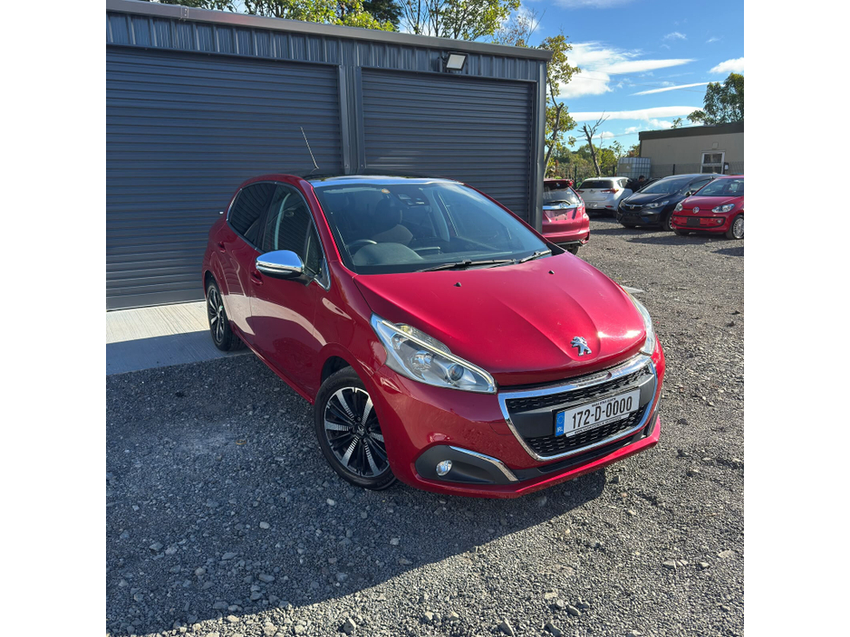 Peugeot 208 — thumbnail 2