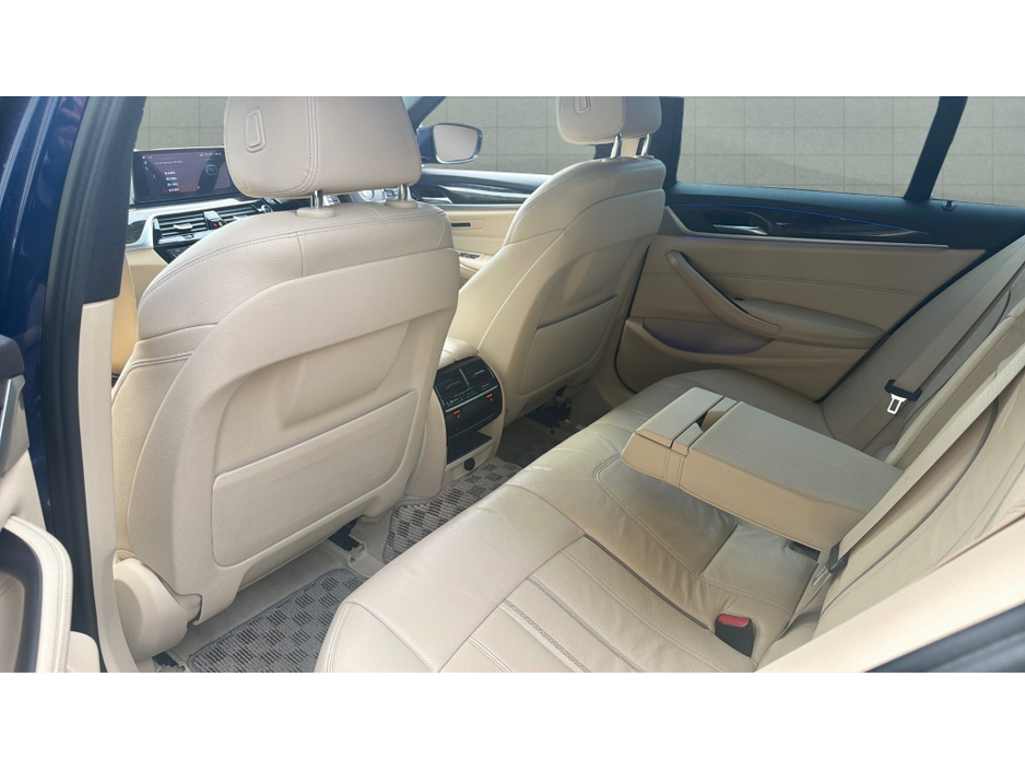 BMW 5 Series xDrive-523d G31 MSPORT PRO TOURING 71,000KMS - HUGE SPEC — thumbnail 24