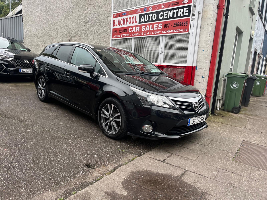 2013 Toyota Avensis 2L Diesel For Sale Images