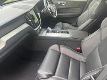 2025 Volvo XC60 2L Petrol Plug-in Hybrid For Sale Images