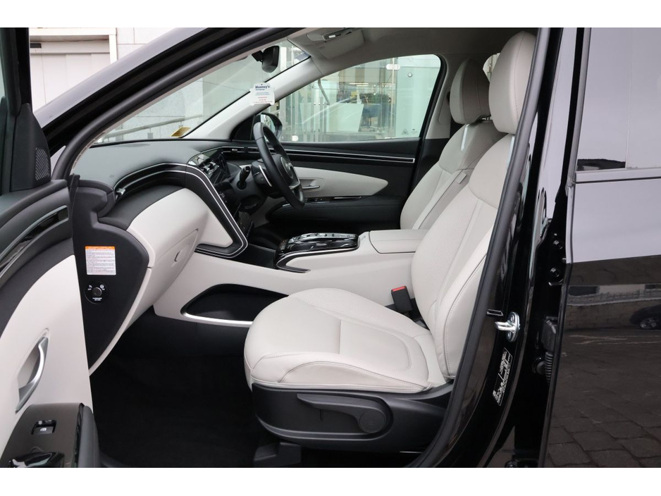 Hyundai Tucson 2WD Executive Plus HEV STG Auto — thumbnail 17