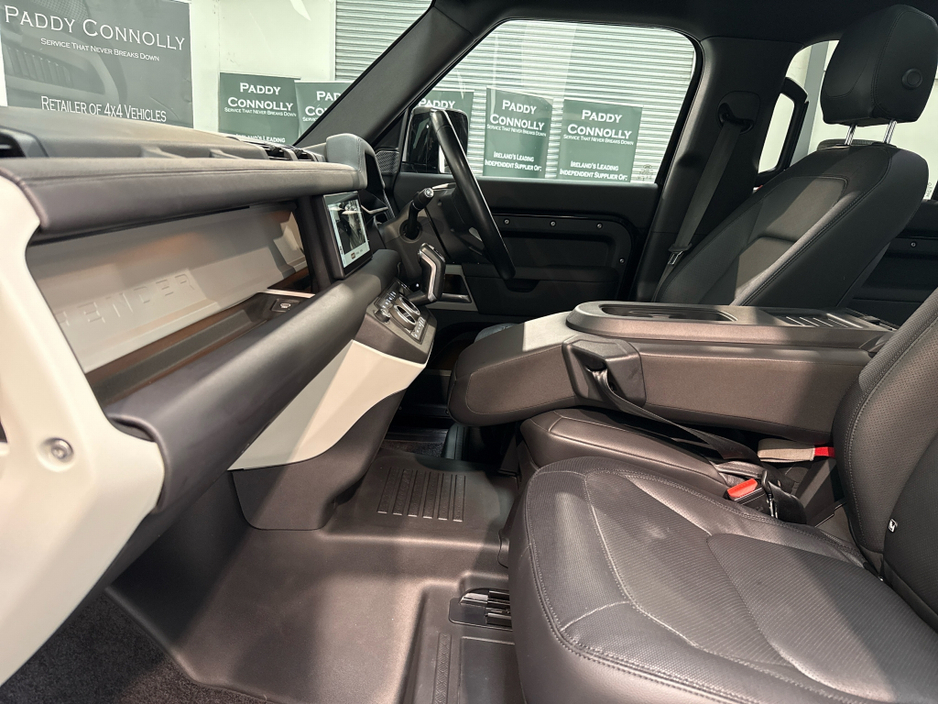 2024 Land Rover Defender 3L Diesel For Sale Images