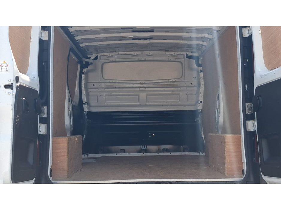 2023 Renault Trafic 2L Diesel For Sale Images