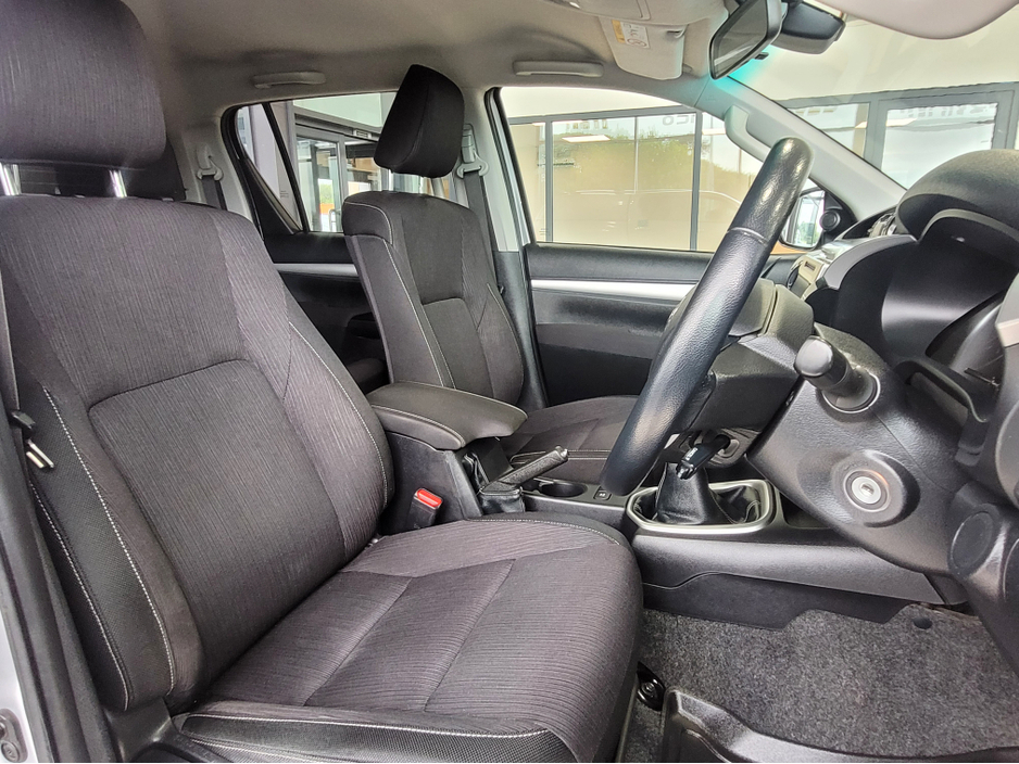 2018 Toyota Hilux 2.4L Diesel For Sale Images
