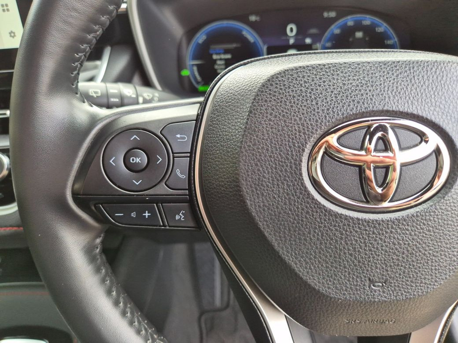 Toyota Corolla 1.8 HYBRID / SPORT SPEC / LOW MILEAGE / TAX €180 — thumbnail 19