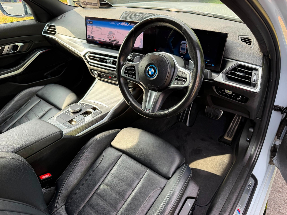 BMW 3 Series 330E M SPORT M PERFORMANCE *1 YEAR WARRANTY* — thumbnail 21