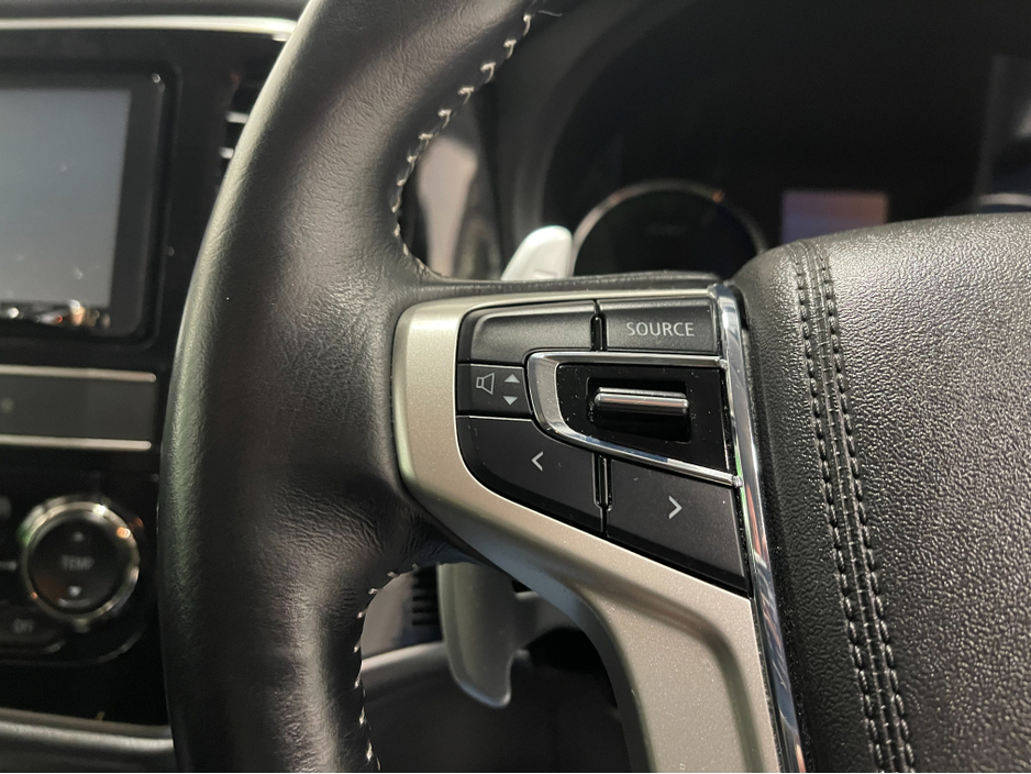 2019 Mitsubishi Outlander 2.4L Petrol Plug-in Hybrid For Sale Images