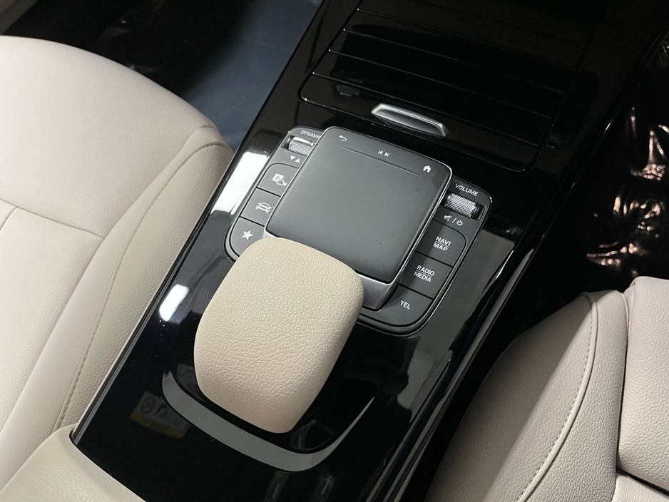Mercedes-Benz CLA Class 180 Progressive - 18 Inch Alloys - Reversing Camera - Climate Control - Heated Seats - Cruise Control - Apple CarPlay/Android Auto - €36,950 or €37,900 with Supagard vehicle protection & GAP Insurance — thumbnail 19