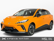 MG 4 Trophy 64kWh Long Range 203BHP - Reversing Camera - Climate Control - Heated Seats - Keyless Start - Auto Lights/Wipers - Apple CarPlay/Android Auto