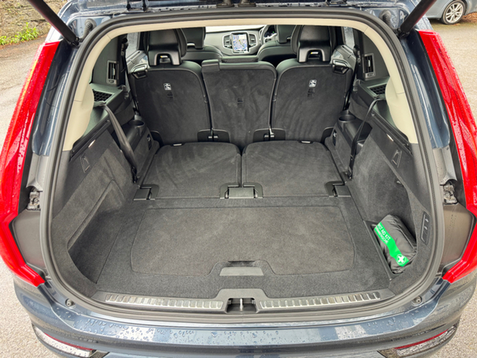 2024 Volvo XC90 2.0L Hybrid For Sale Images