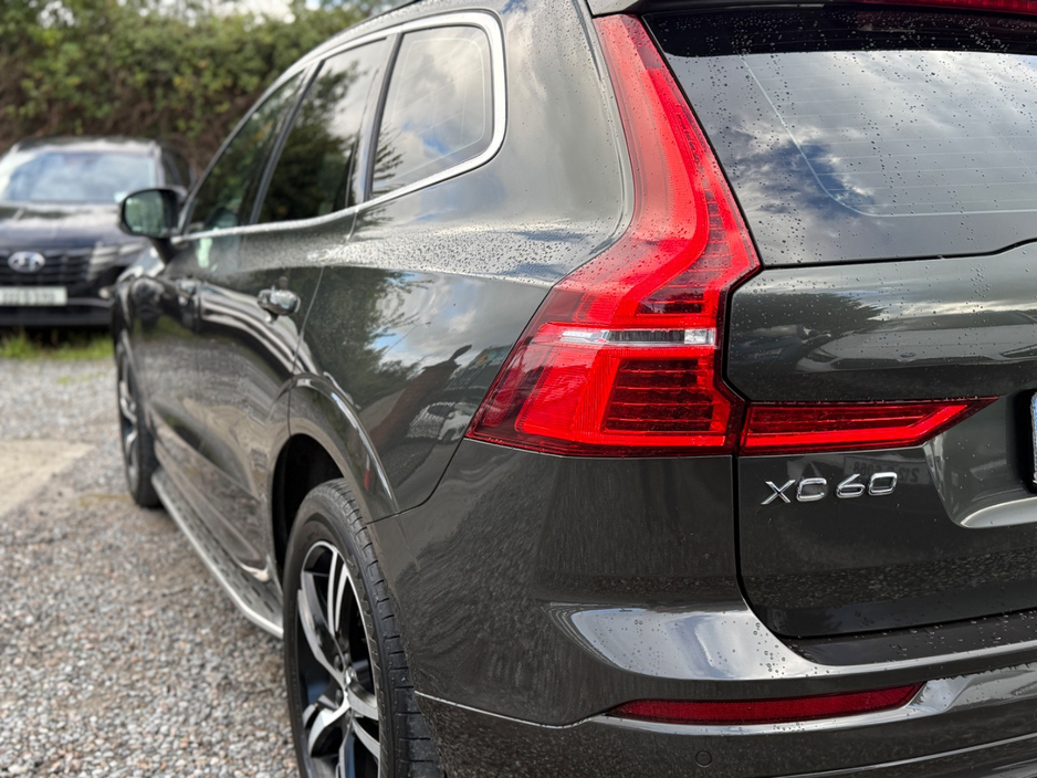 2022 Volvo XC60 2L Diesel For Sale Images