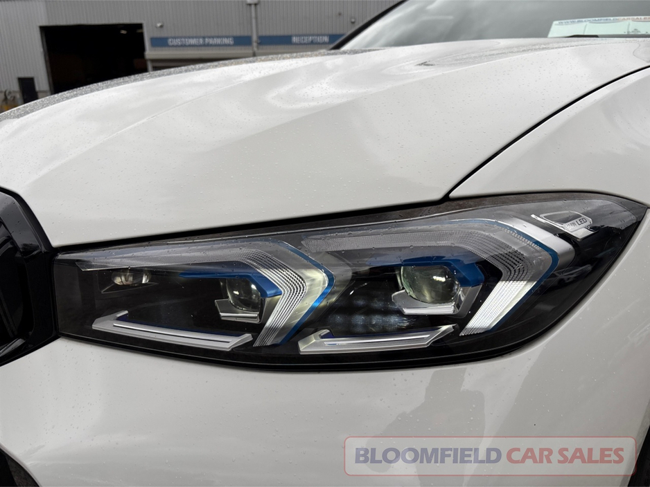 BMW 3 Series ** DEPOSIT TAKEN** 320D MSPORT , AUTO // ULTRA LOW MILEAGE — thumbnail 15
