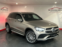 Mercedes-Benz GLC Class 300 AMG LINE PREMIUM DE 4MATIC