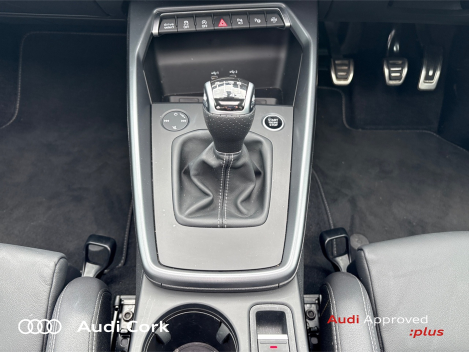 Audi A3 SALOON 2.0 30TDI 115BHP S-LINE WITH BLACK STYLING, COMFORT PACK, PANORAMIC SUNROOF & COMFORT KEY — thumbnail 15