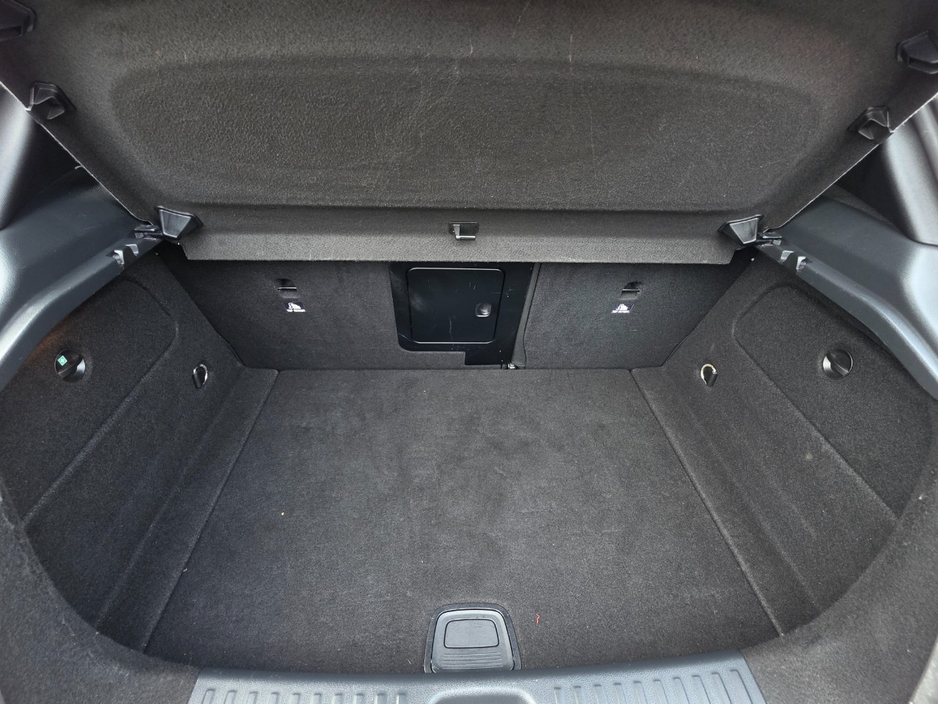 2013 Mercedes-Benz A Class 1.6L Petrol For Sale Images