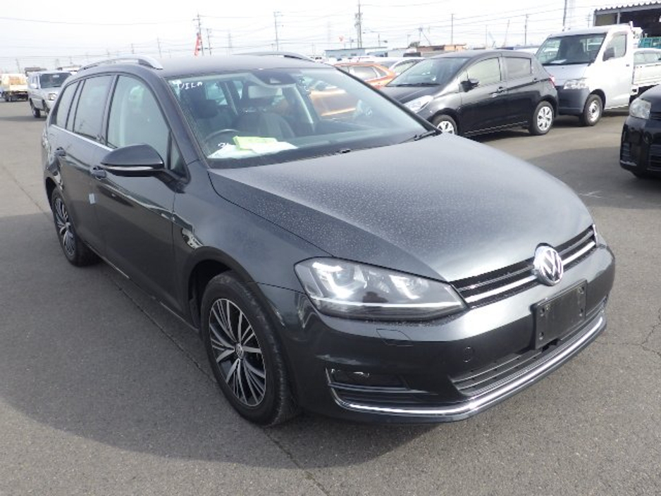 Volkswagen Golf 1.2 Petrol Auto Estate — thumbnail 2
