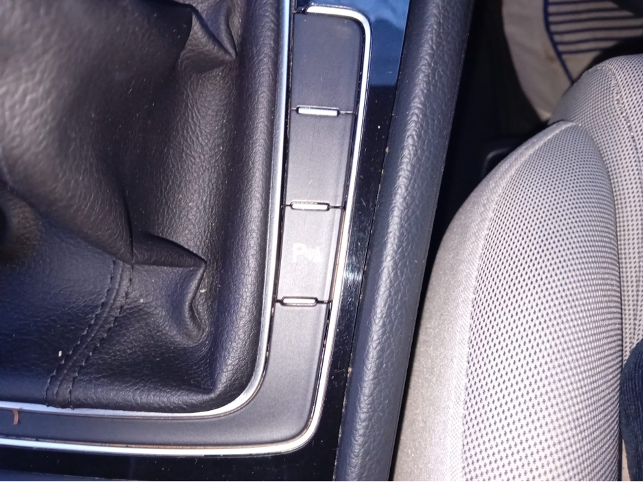 2019 Volkswagen Golf 1.6L Diesel For Sale Images