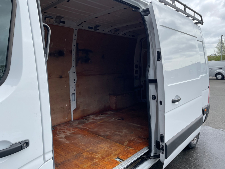 2023 Renault Master 2.3L Diesel For Sale Images