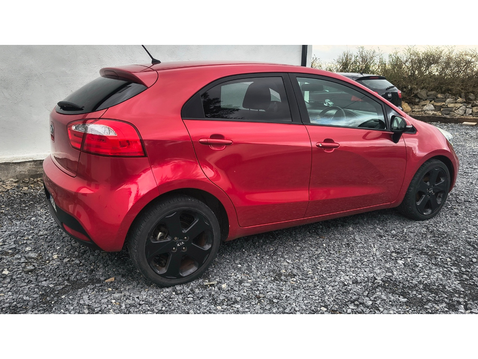 Kia Rio 1.4 3 5DR — thumbnail 4