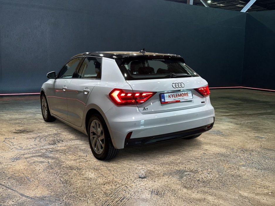Audi A1 1.0 TFSI ADVANCED AUTOMATIC - WHITE/BLACK TWO TONE - FACTORY ALLOYS - LED HEADLIGHTS - HEATED SEATS - REAR CAMERA — thumbnail 5