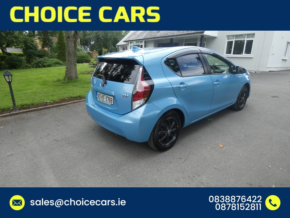 2016 Toyota Aqua 1.5L Petrol Hybrid For Sale Images