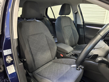 2022 Volkswagen Golf 1L Petrol For Sale Images