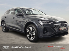 Audi Q8 e-tron 55 Sport *Bigger Battery* Magnet Grey €113p/w