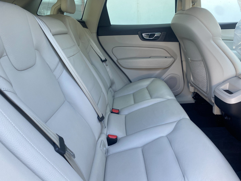 2018 Volvo XC60 2L Diesel For Sale Images