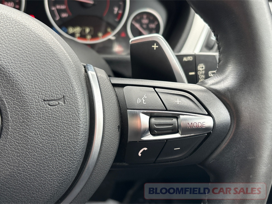 BMW 3 Series 320i MSPORT , AUTO // PRISTINE — thumbnail 23
