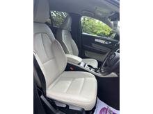 2019 Volvo XC40 2L Diesel For Sale Images