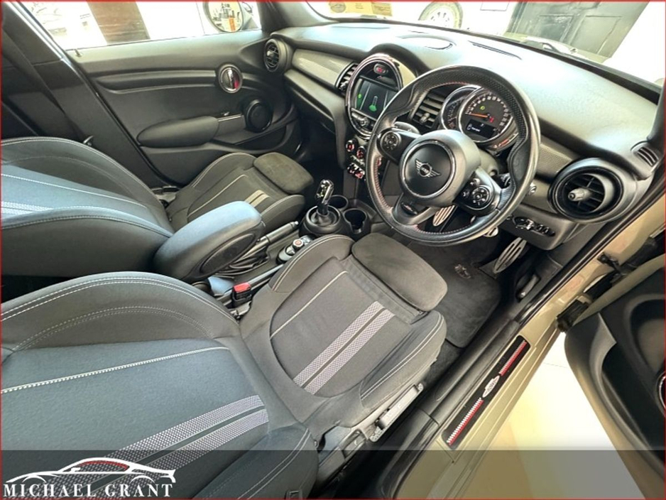2020 MINI Hatch 1.5L Petrol For Sale Images