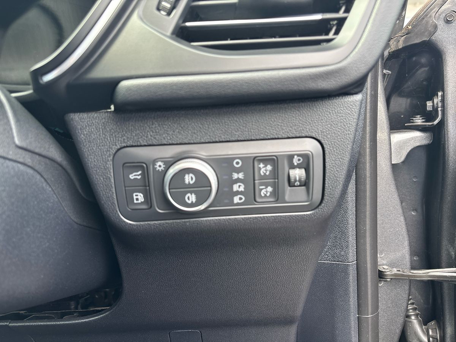 2022 Ford Kuga 2.5L Petrol Hybrid For Sale Images