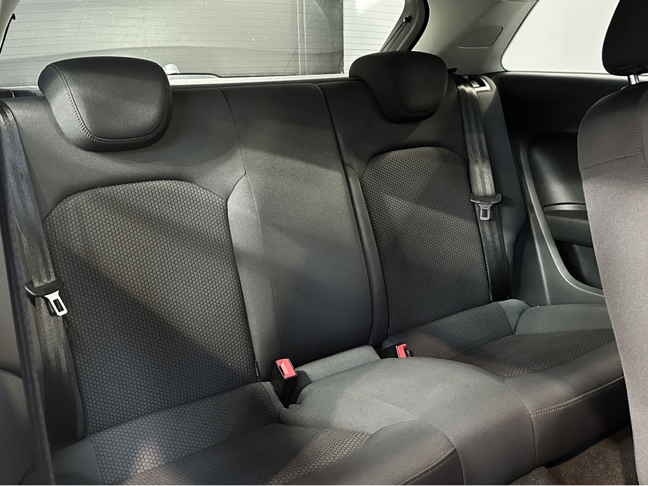 Audi A1 1.2 TFSI MANUAL 3DR — thumbnail 11